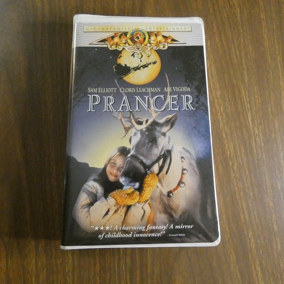 VHS Movie Prancer Starring Sam Elliott Cloris Leachman & Abe Vigoda by MGM - Picture 1 of 3